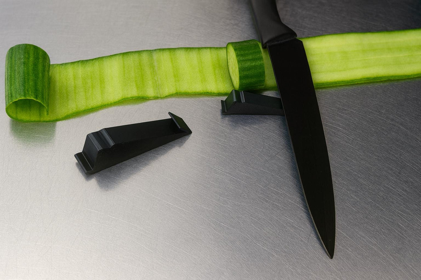 Magnetic Katsuramuki slicer tool for easy daikon, cucumber, vegetables slicing