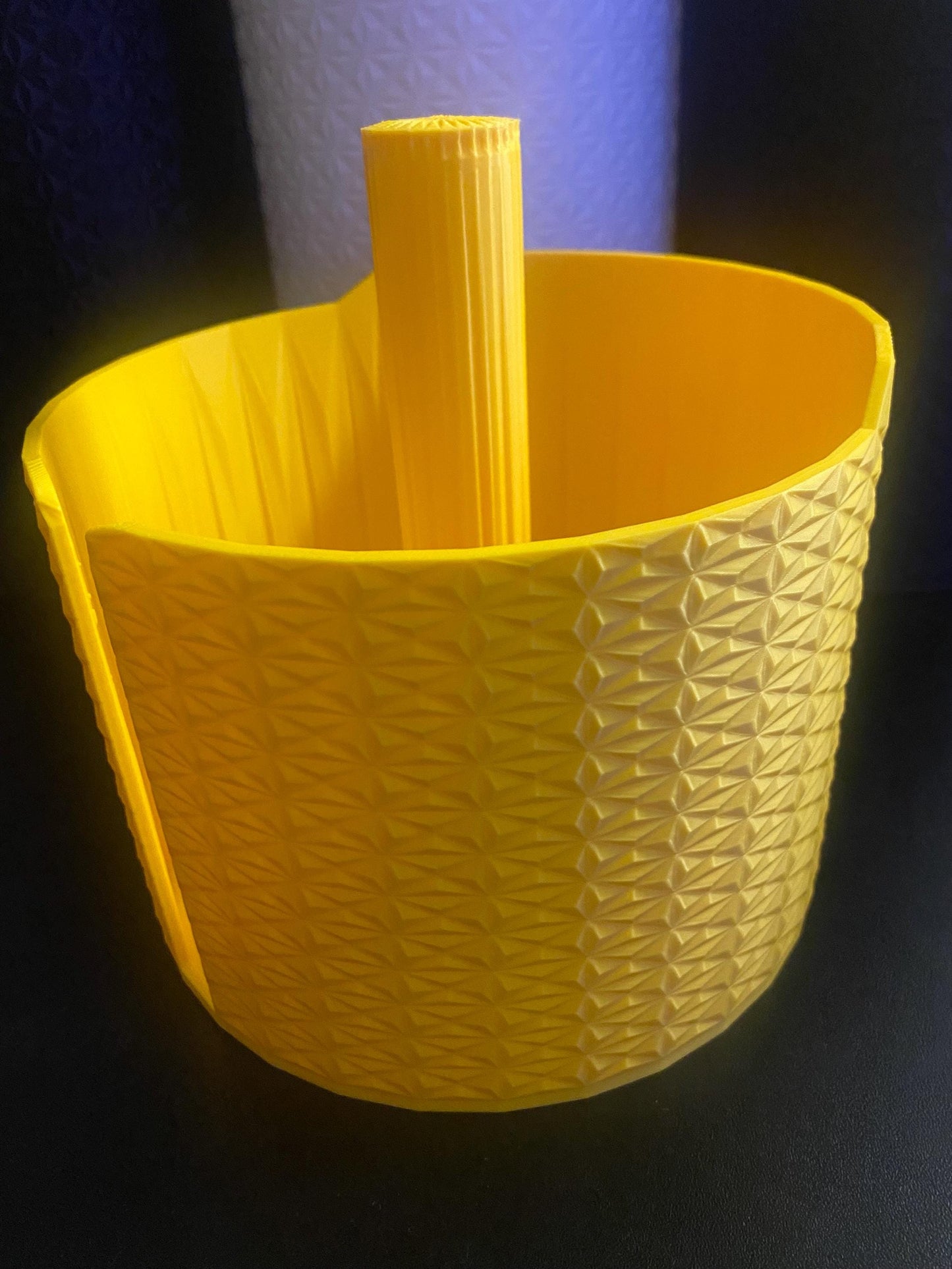 Paper towel holder